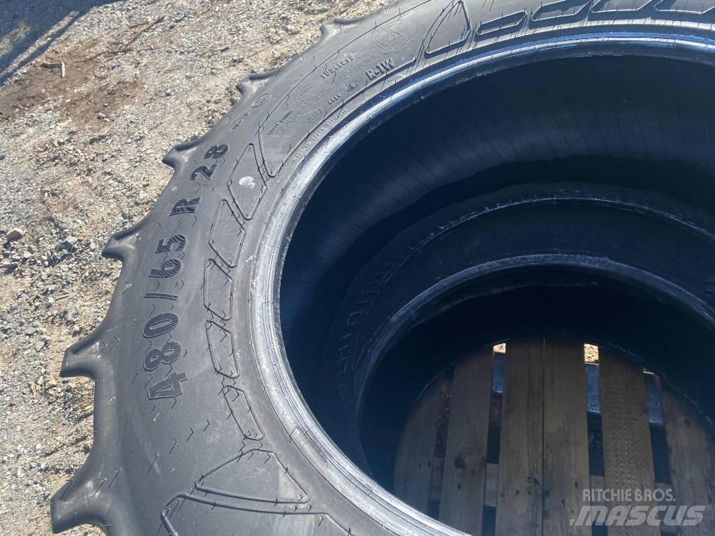 Mitas 480/65 R28 Gume, kotači i naplatci