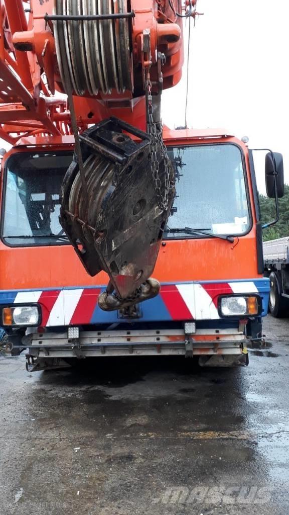 Liebherr LTM 1090-2 Rabljene dizalice za težak teren