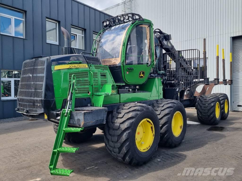 John Deere 1510 G Forvarderi