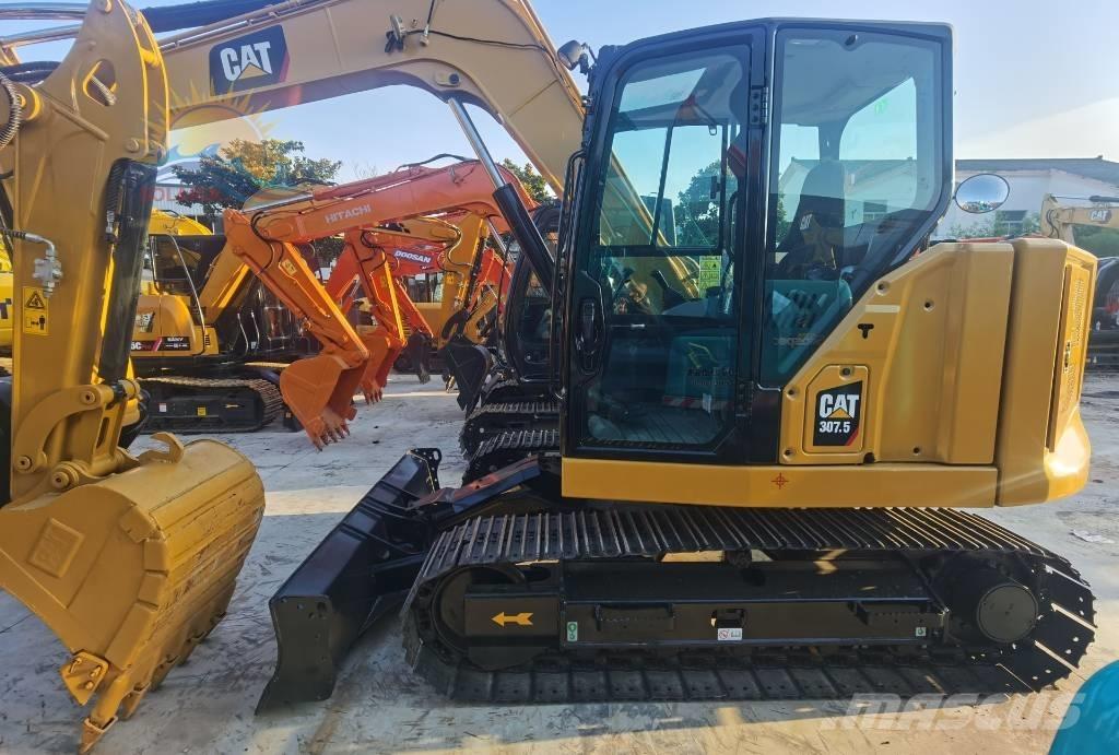 CAT 307.5 Midi bageri 7t – 12t