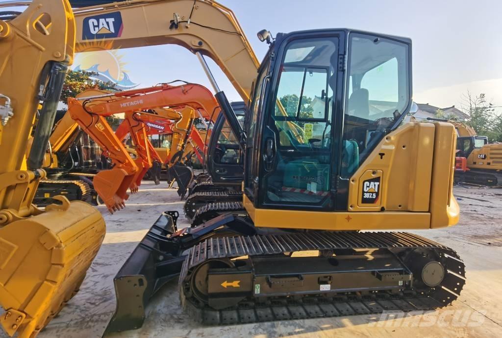 CAT 307.5 Midi bageri 7t – 12t