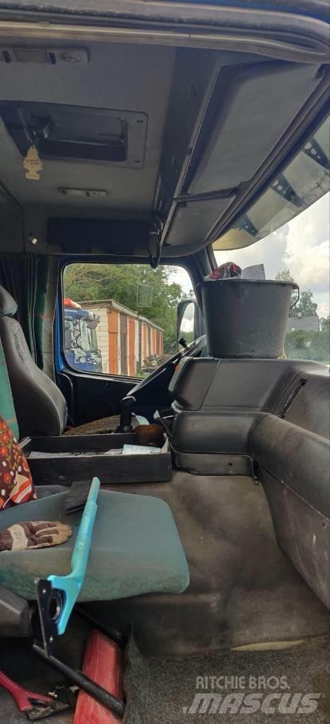 Volvo FM12 Rol kiper kamioni s kukama za dizanje