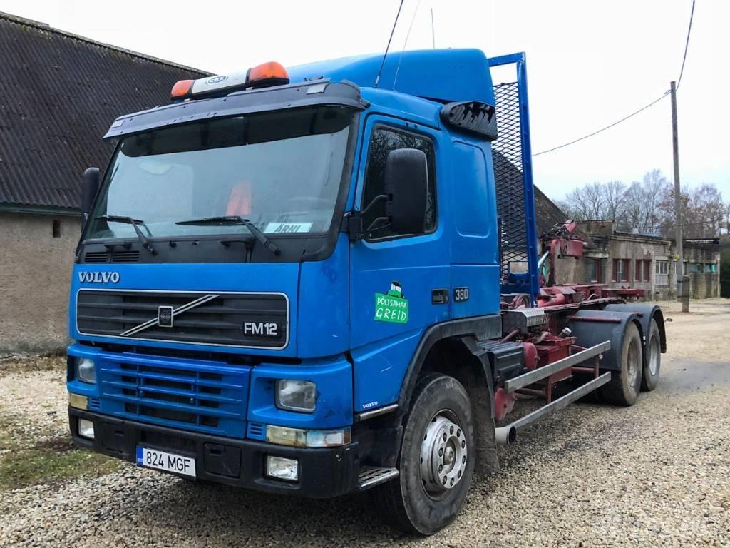 Volvo FM12 Rol kiper kamioni s kukama za dizanje
