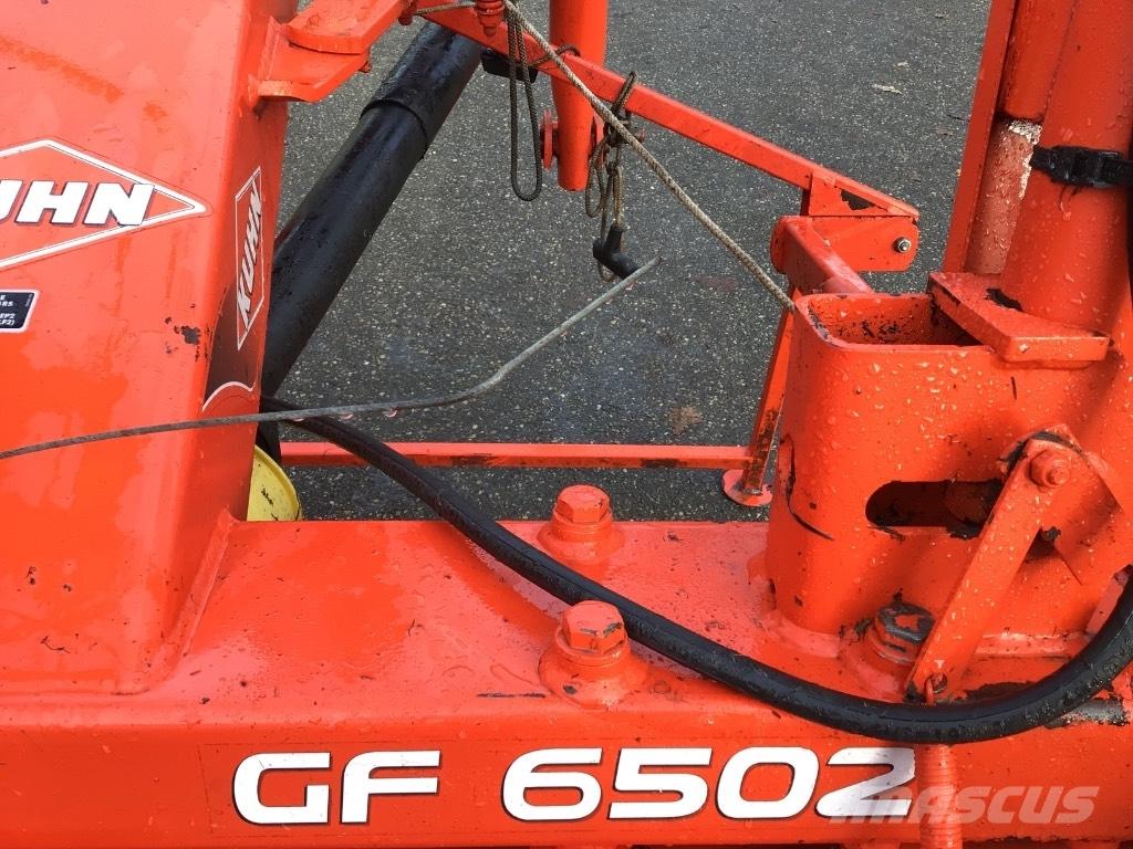 Kuhn GF 6502 Okretači i sakupljači sijena