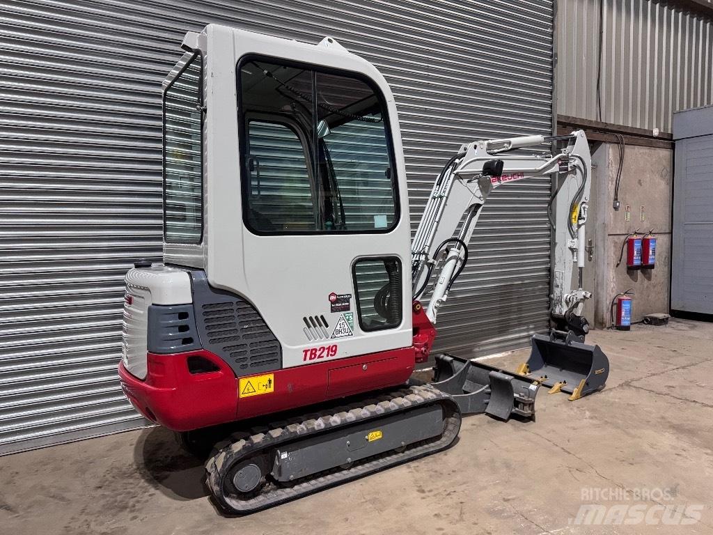 Takeuchi TB 219 Mini bageri <7t