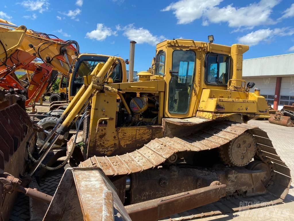 CAT D 6 H Buldožeri gusjeničari
