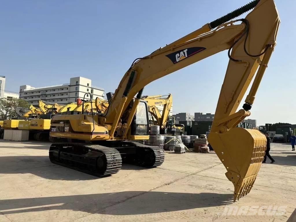 CAT 325 B L Bageri gusjeničari