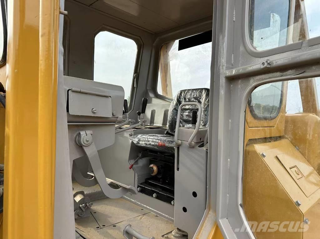 CAT D 7 G Buldožeri gusjeničari