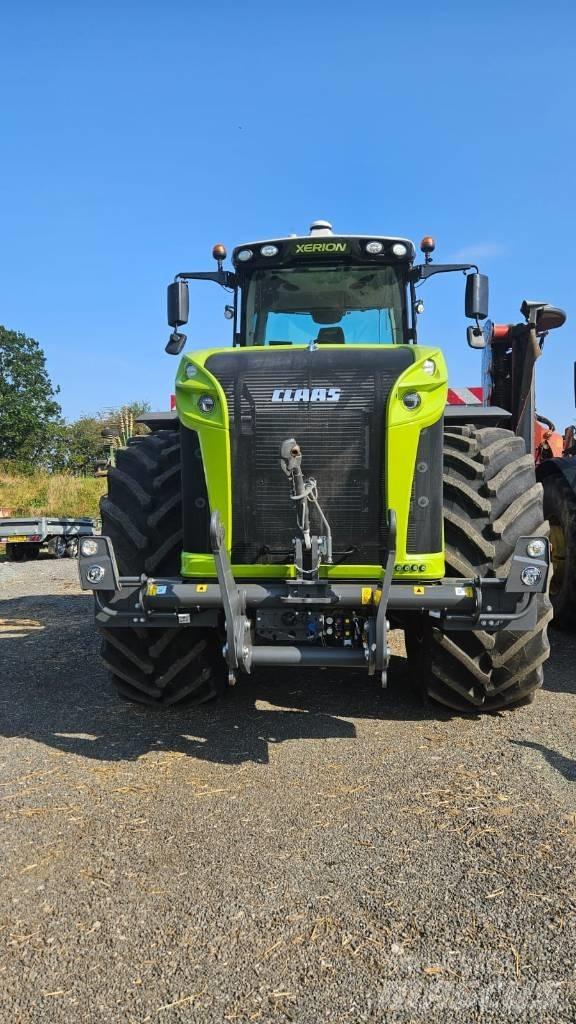 CLAAS Xerion 5000 VC Traktori