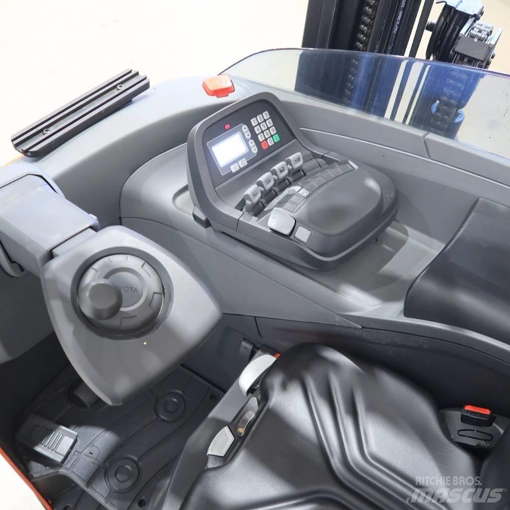 Toyota RRE140H Viličari sa pomičnim stupom