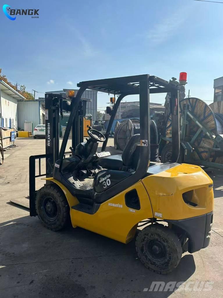 Komatsu FD 30 T-17 Dizelski viličari