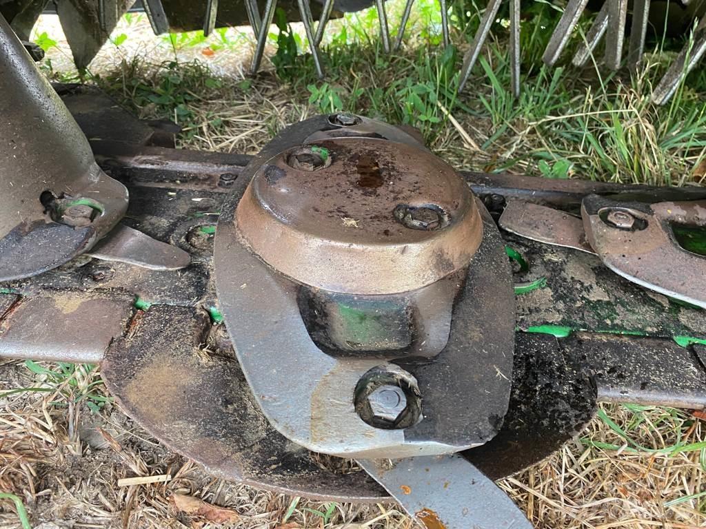 John Deere 131 Priključne i vučne kosilice
