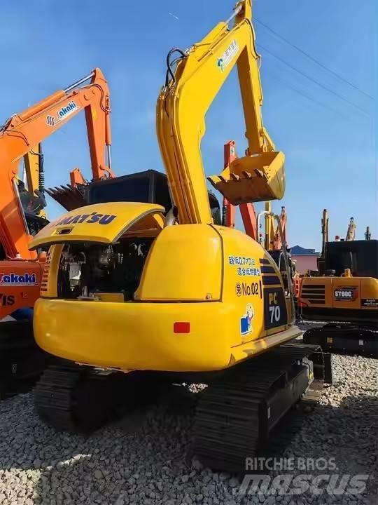 Komatsu PC70 Bageri gusjeničari