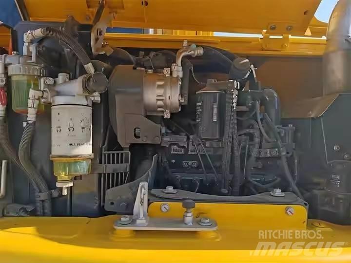 Komatsu PC70 Bageri gusjeničari