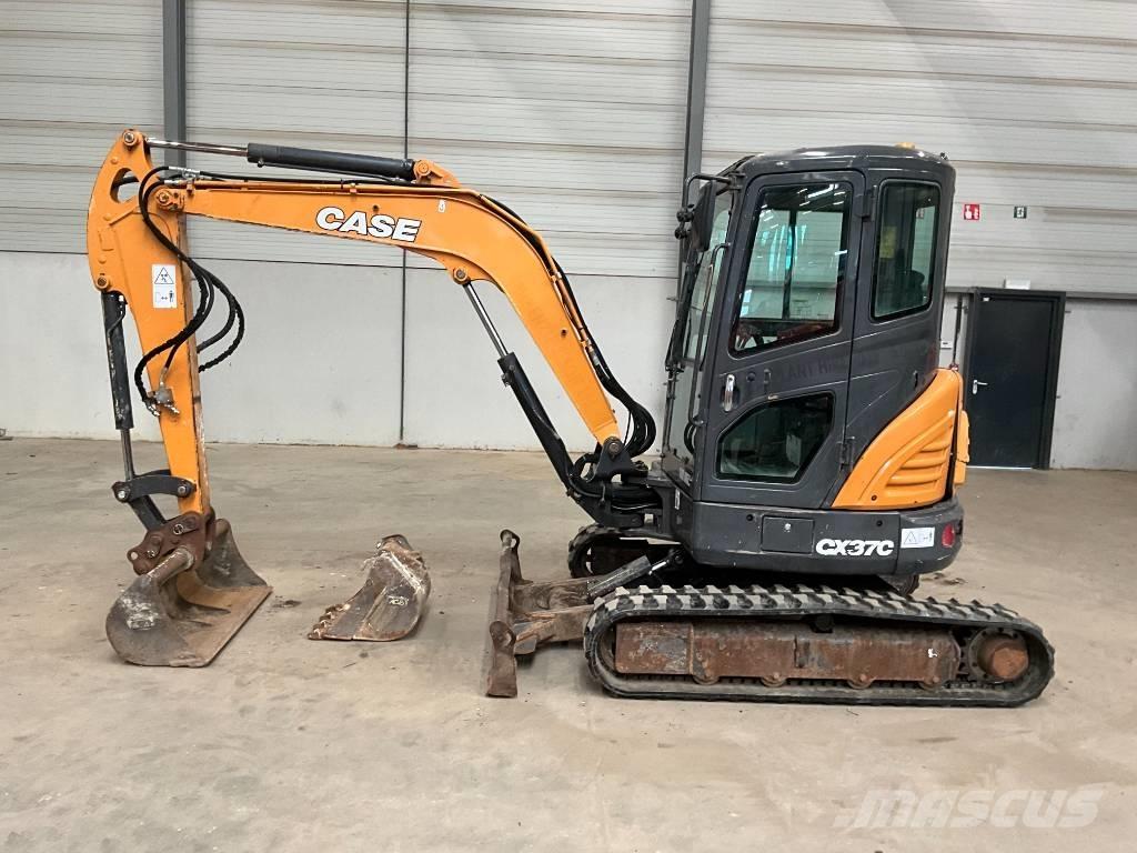 CASE CX 37 C Mini bageri <7t
