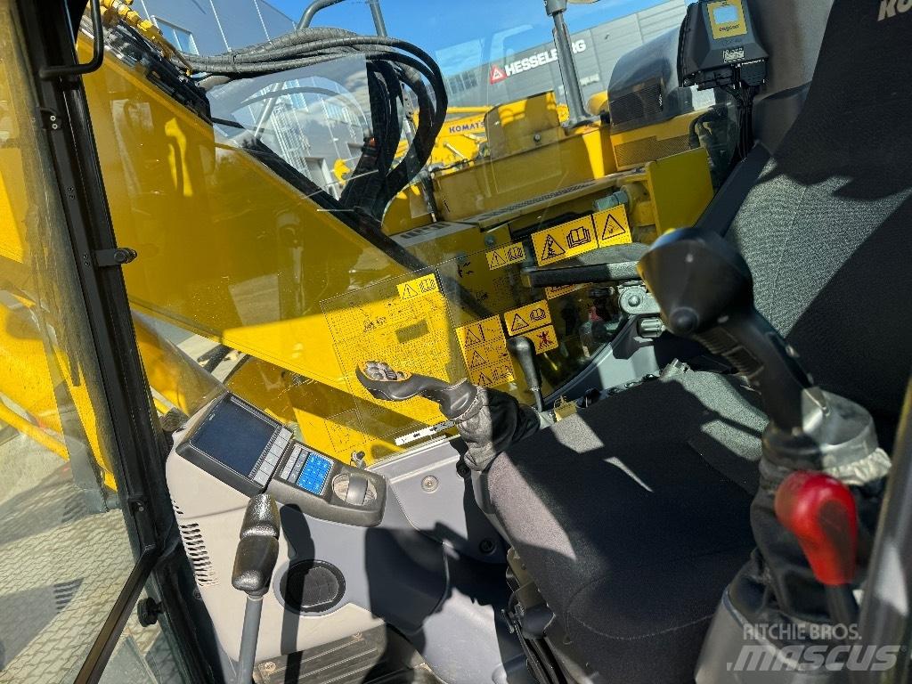 Komatsu PC 138 US-11 Bageri gusjeničari