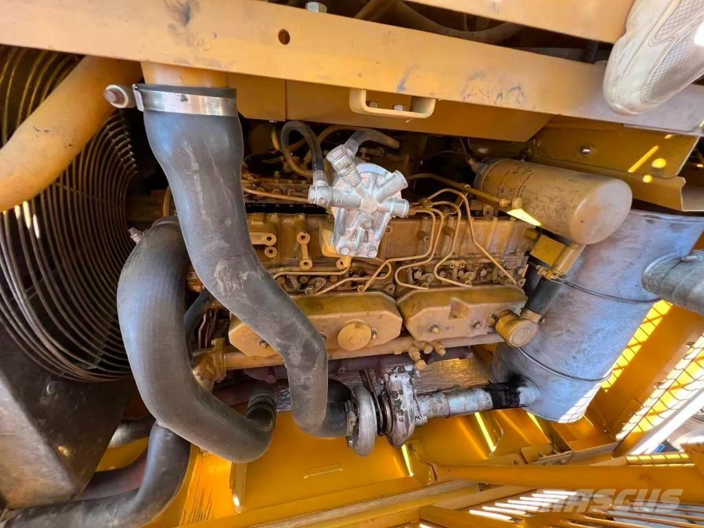 CAT 320 C L Bageri gusjeničari