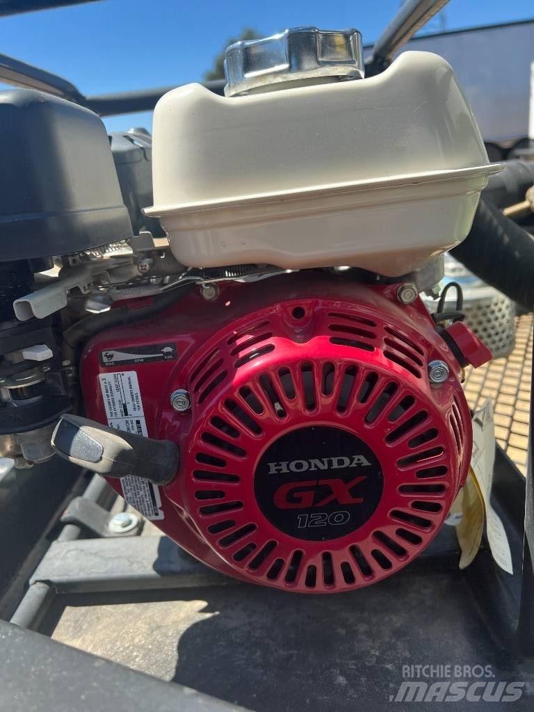 Wylie EXPRESS 500 Tank prikolice