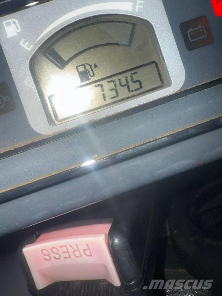 Hitachi ZX 19 U-6 Mini bageri <7t