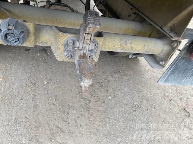 Renault Mascott 110 Kiperi