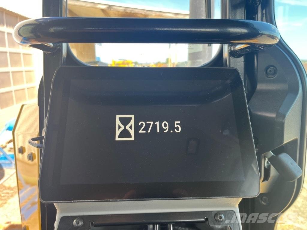 CAT D5 - D5 LGP Buldožeri gusjeničari