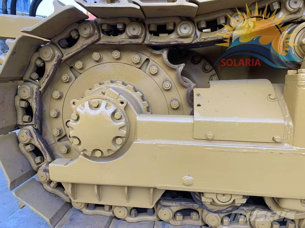 CAT D 6 G Buldožeri gusjeničari