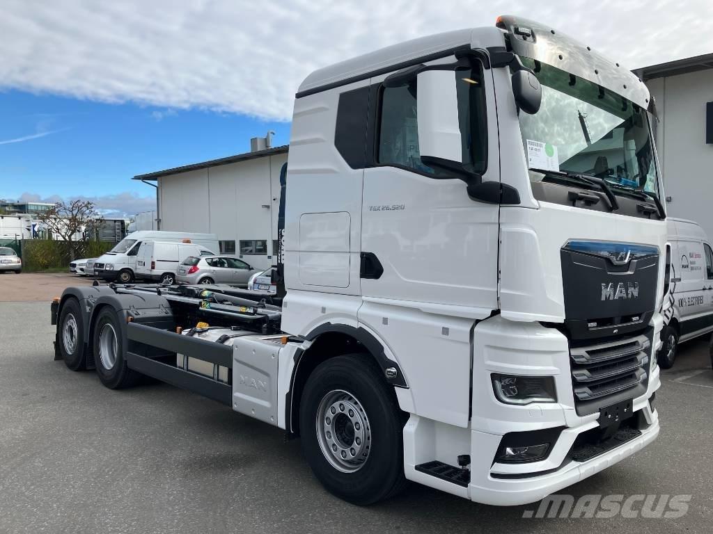 MAN TGX 26.520 Rol kiper kamioni s kukama za dizanje