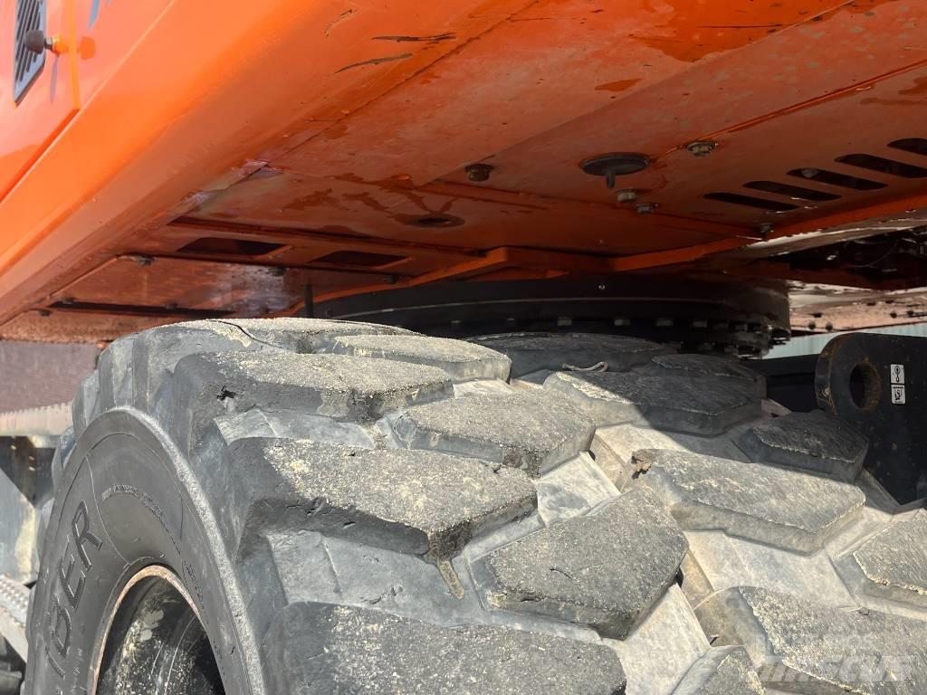 Doosan DX 160 W-3 Bageri na kotačima