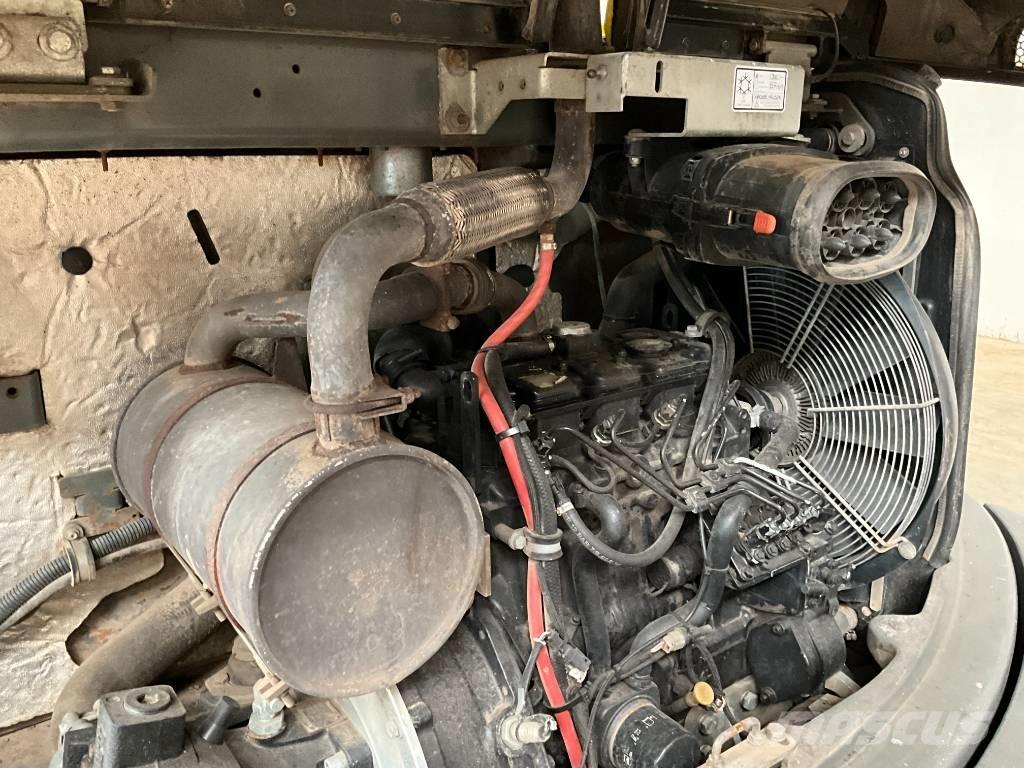 Neuson EZ 80 Midi bageri 7t – 12t