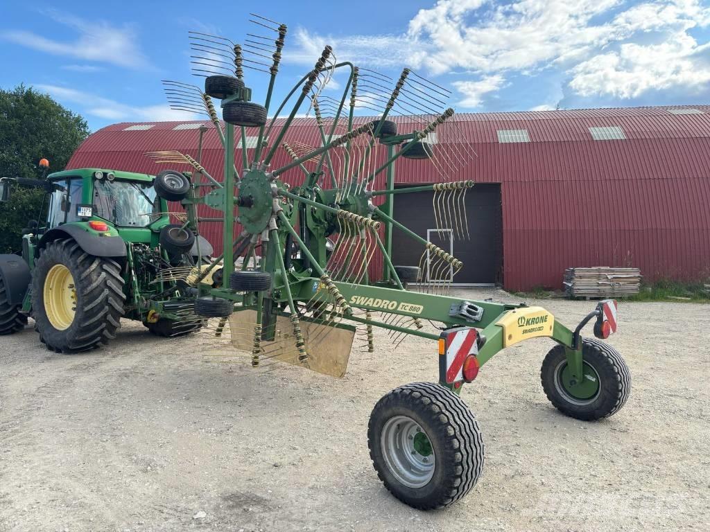 Krone Swadro TC 880 Okretači i sakupljači sijena