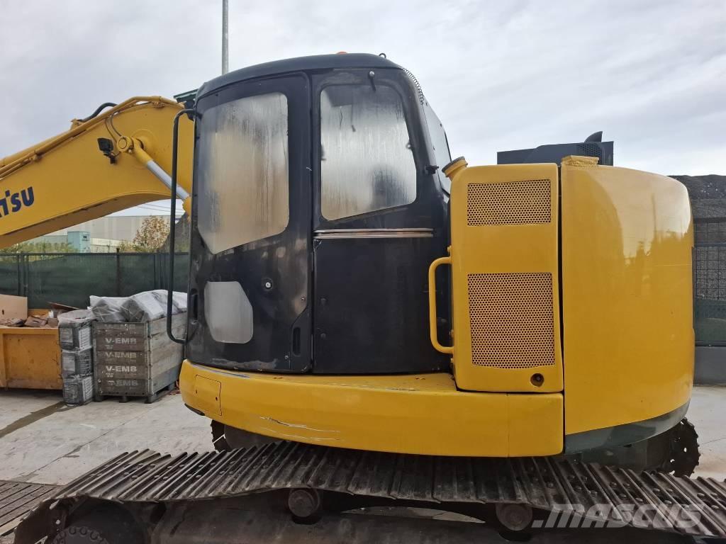 Komatsu PC 228 Bageri gusjeničari