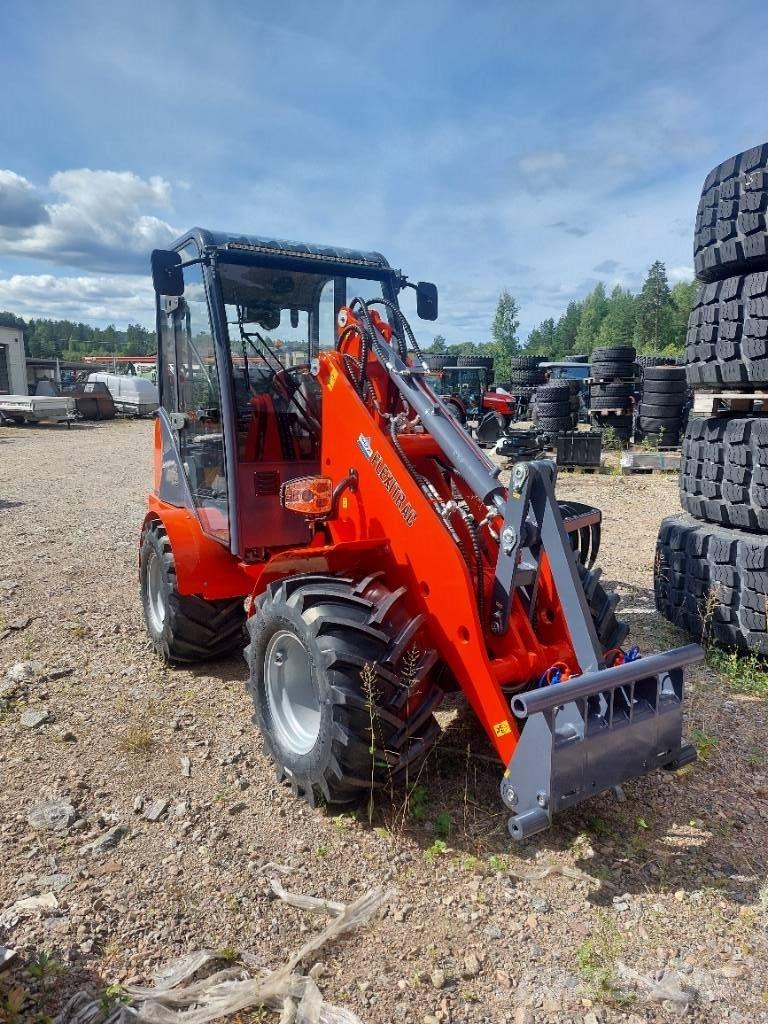 Flexi Trac 1226 cab Traktori
