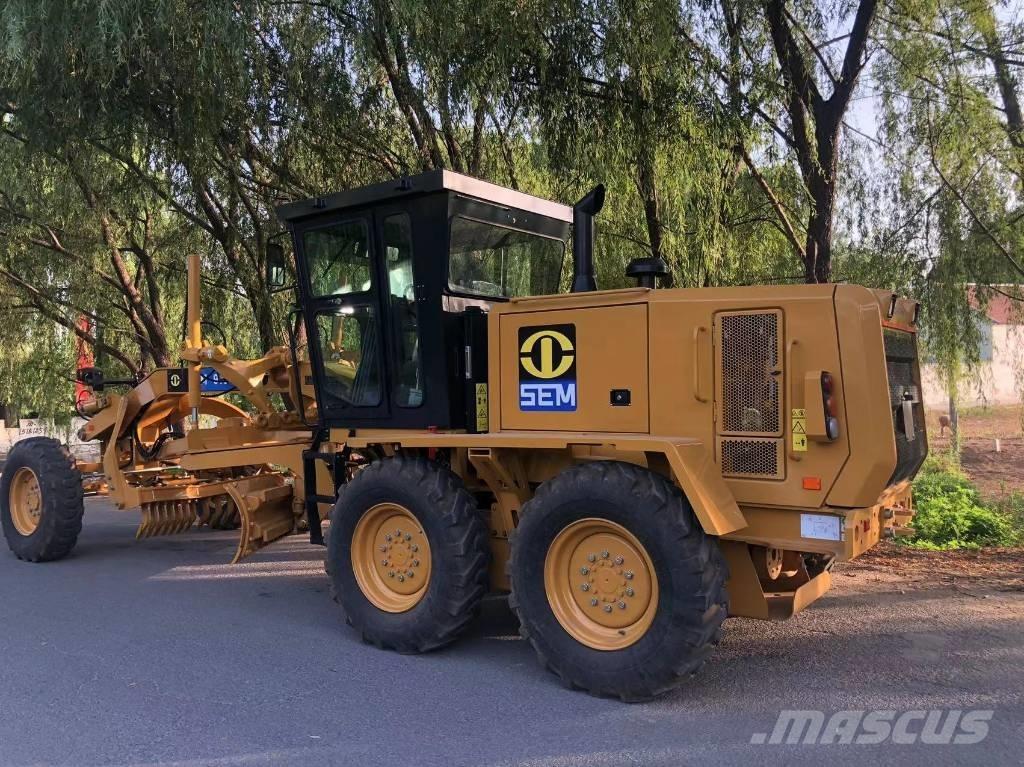 SEM 915 motor grader Grejderi