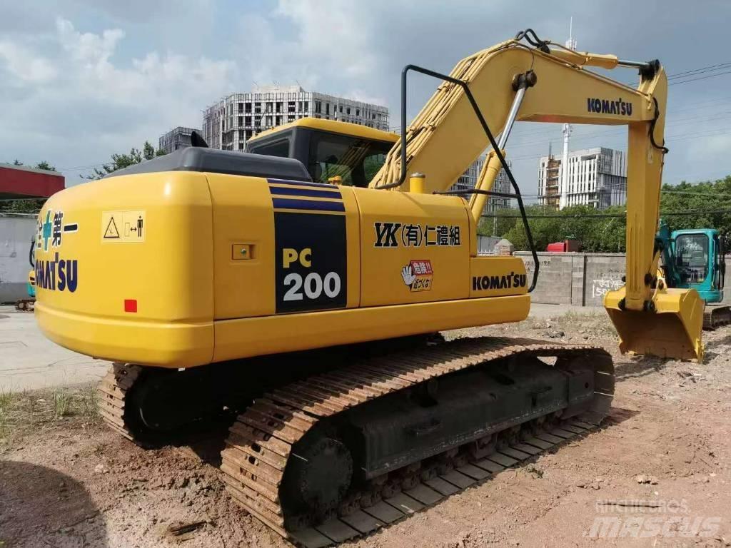 Komatsu PC 200 Bageri gusjeničari