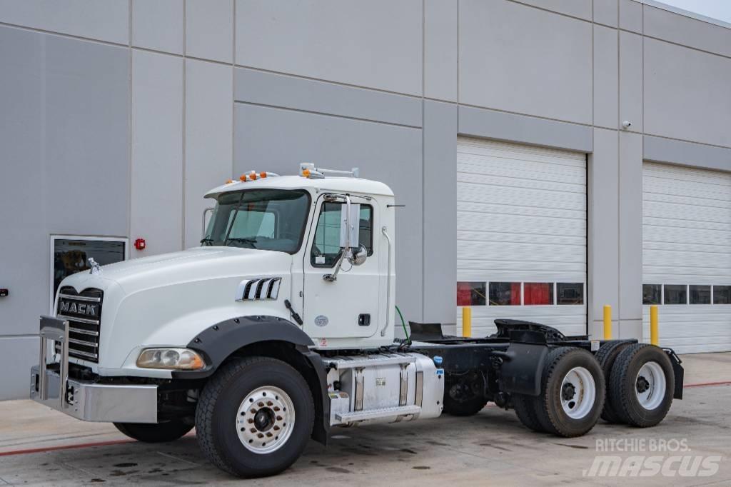 Mack Granite GU 813 Kiper kamioni