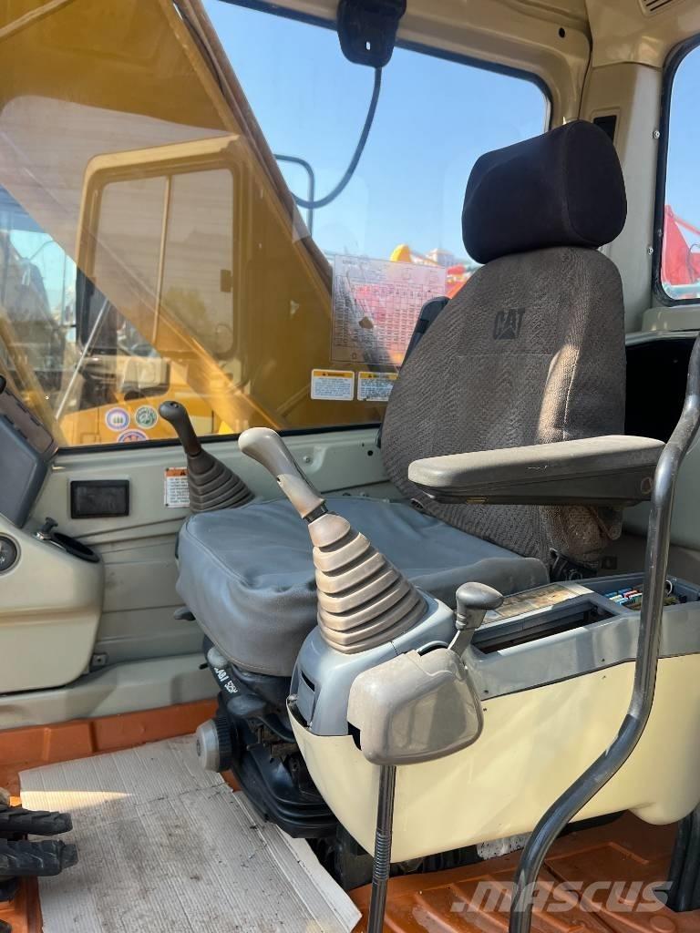 CAT 320 B Bageri gusjeničari