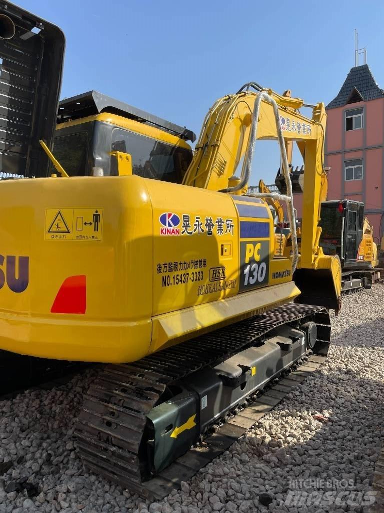 Komatsu 130-7 Bageri gusjeničari