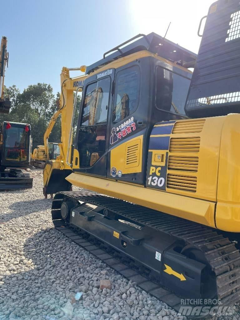 Komatsu 130-7 Bageri gusjeničari