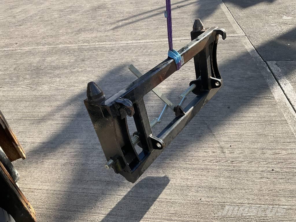 Manitou Adaptor Teleskopski viličari