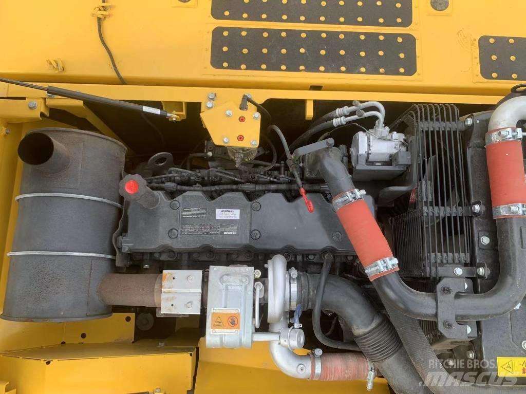 Komatsu PC 220-8 Bageri gusjeničari