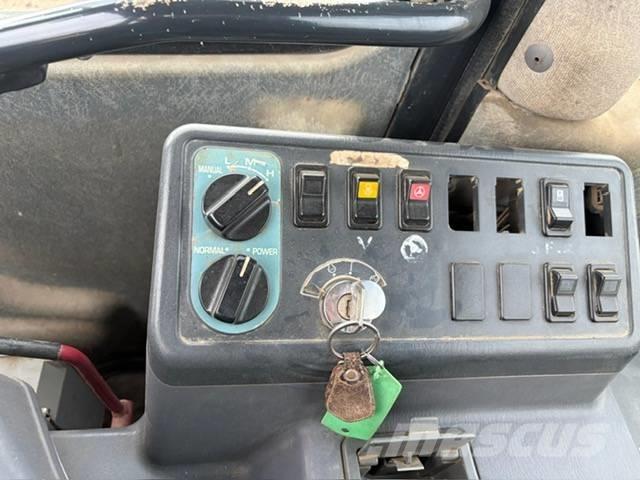 Komatsu WA 470-5H Utovarivači na kotačima