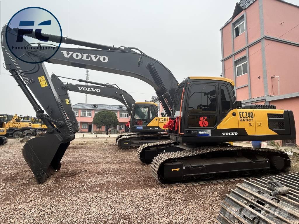 Volvo EC 240 Bageri gusjeničari