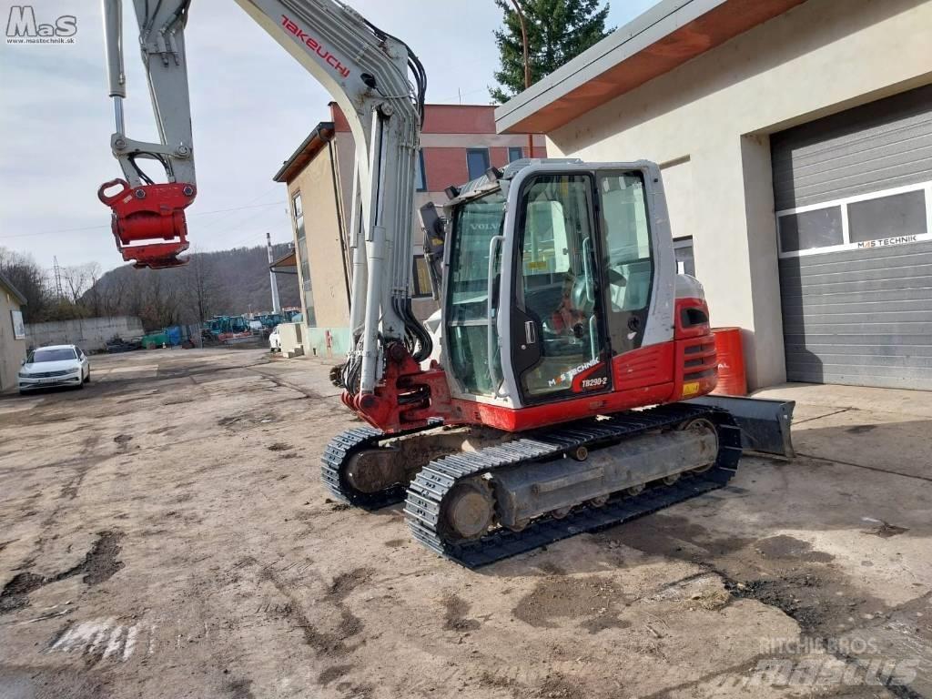 Takeuchi TB290-2 Midi bageri 7t – 12t