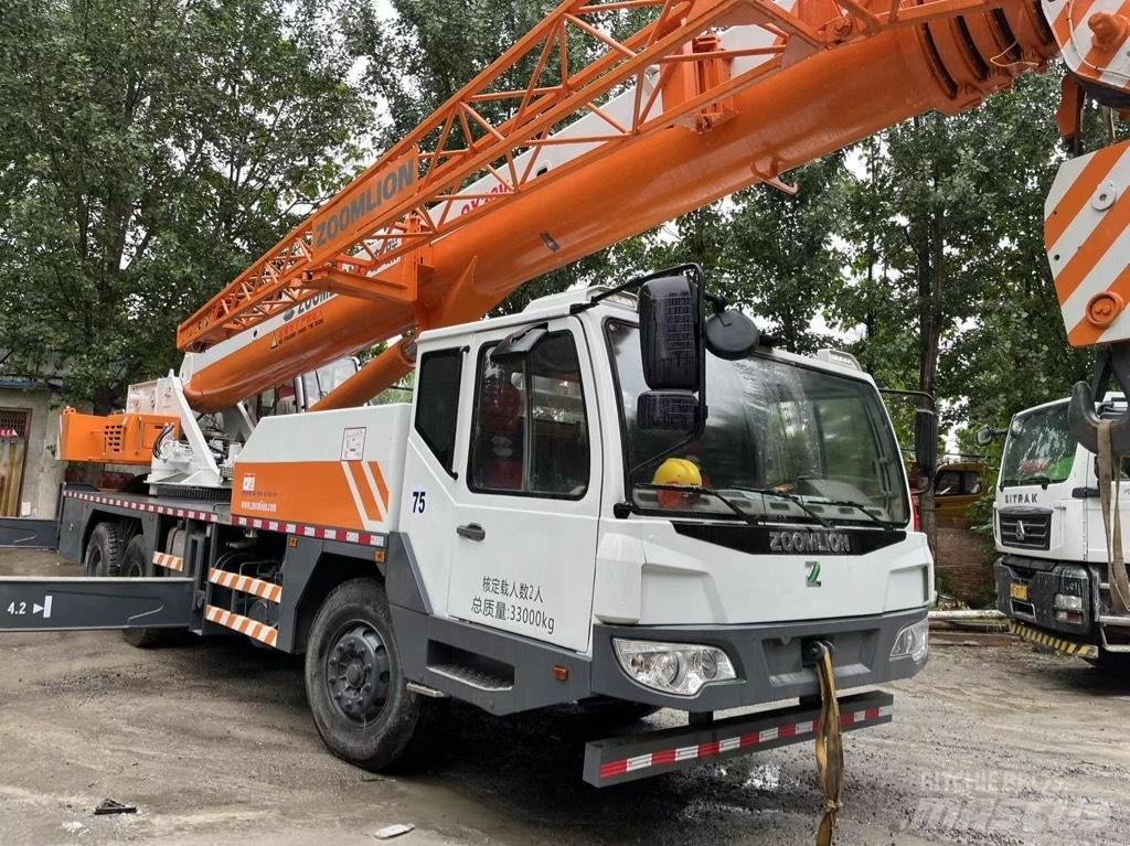 Zoomlion QY30V Rabljene dizalice za težak teren
