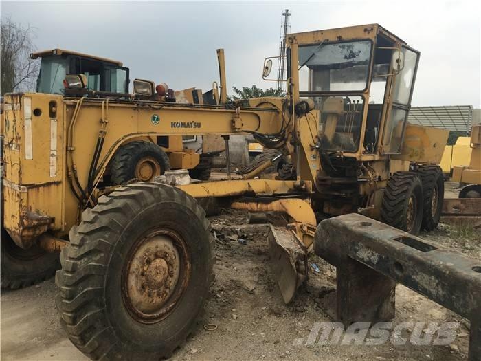Komatsu GD 511 Grejderi