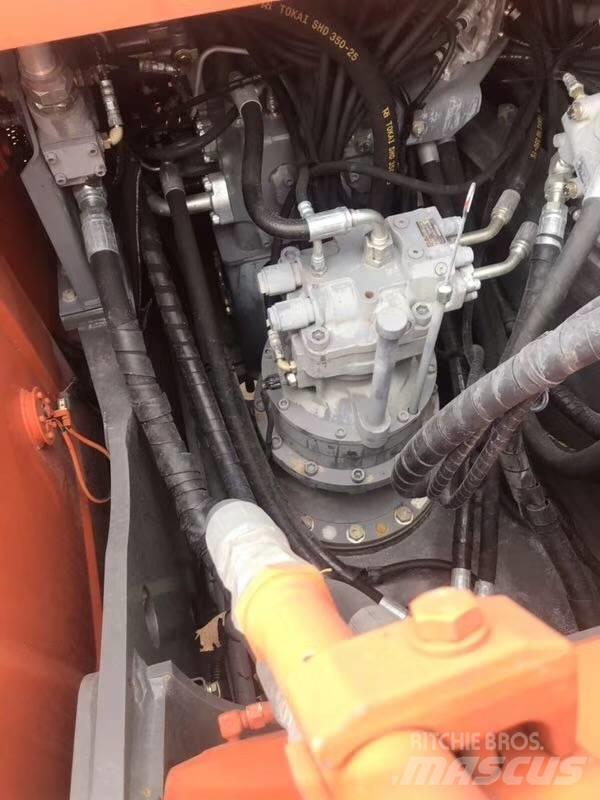 Hitachi zx210 Bageri gusjeničari