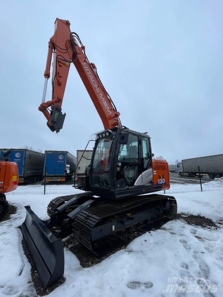 Hitachi ZX 130-6 Bageri gusjeničari