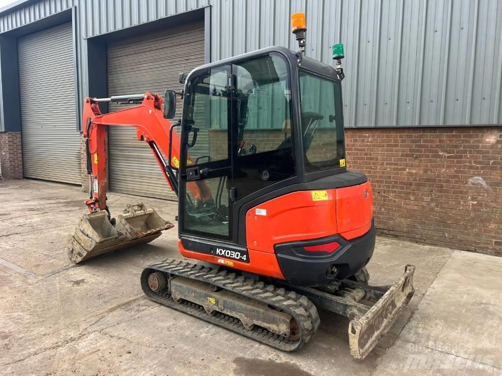 Kubota KX 030-4 Mini bageri <7t