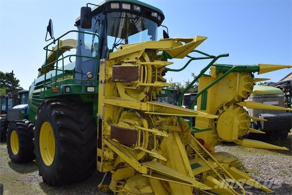 John Deere 7400 Strojevi za krmu na vlastiti pogon