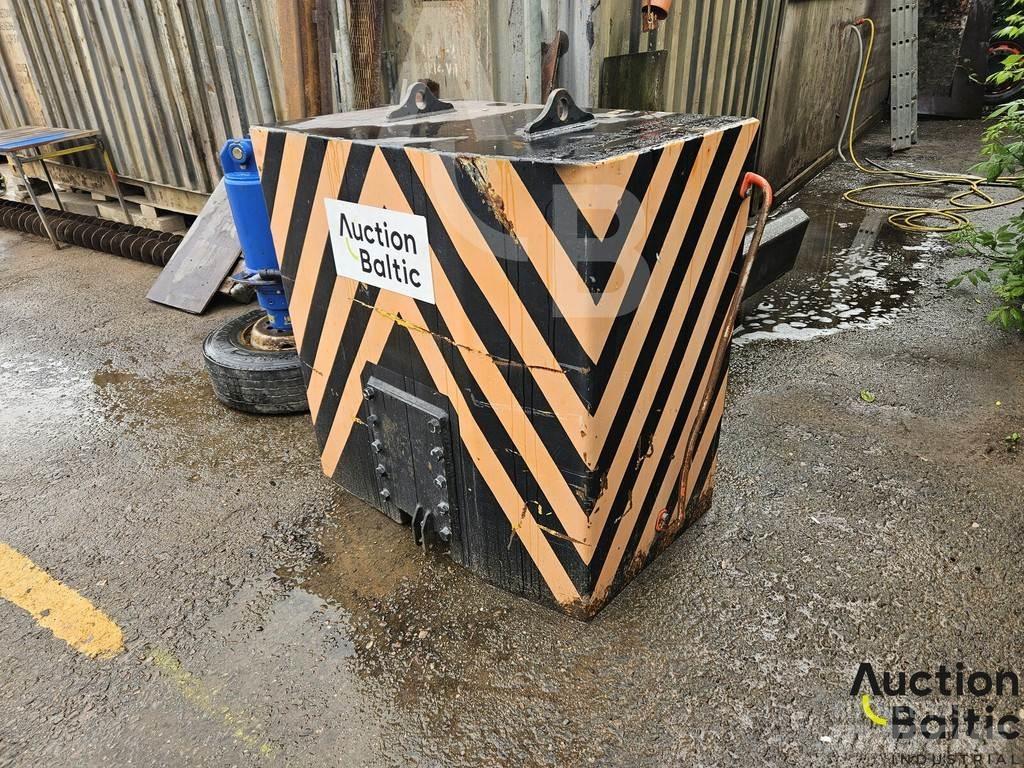  Crane overweight Prednji utegovi